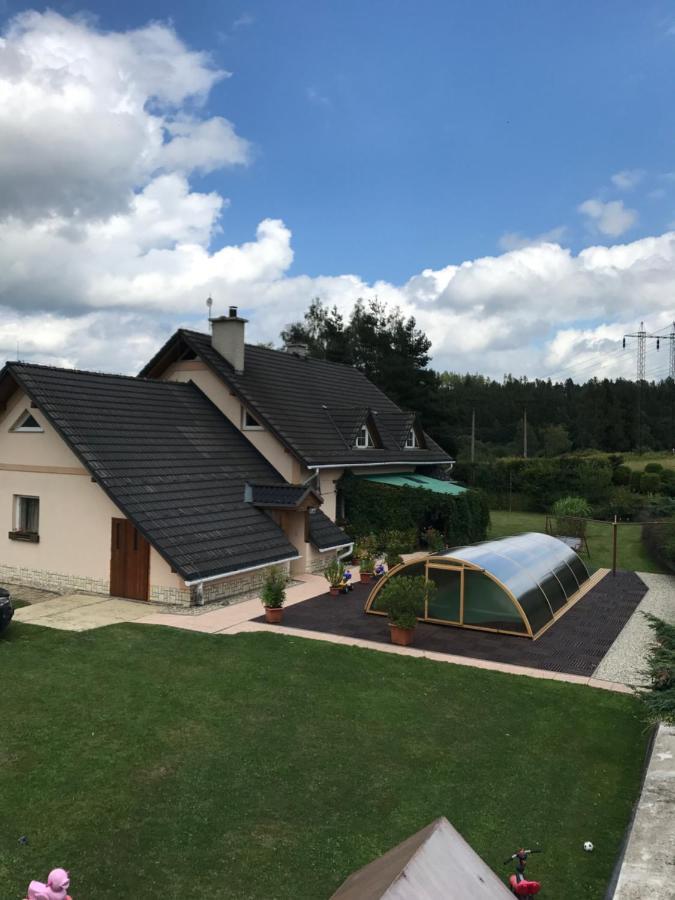 Vila V Jesenikach Bridlicna Exteriér fotografie